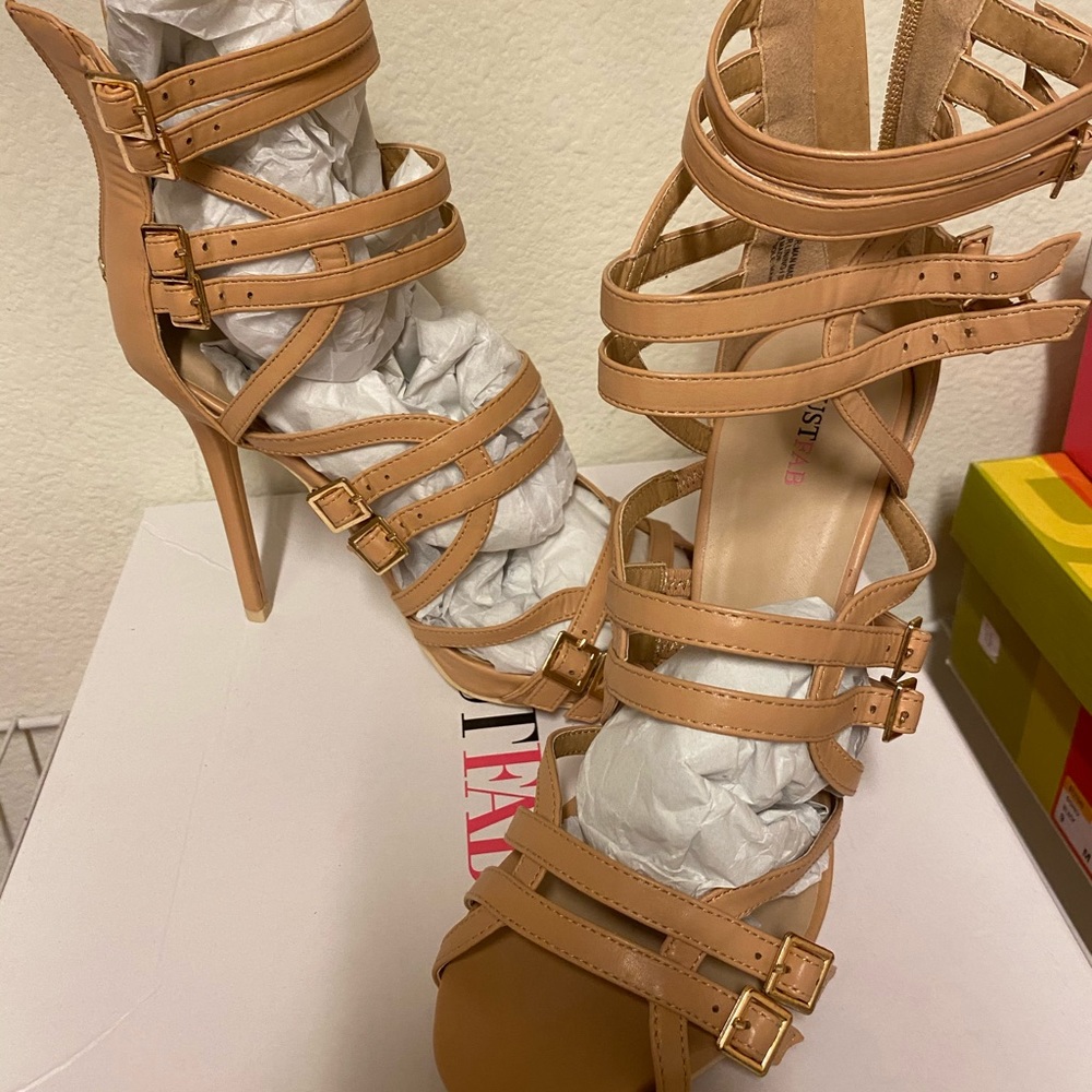 Women neutral size 9 - Picture 5 of 5